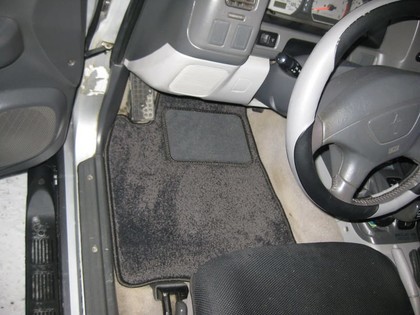 Коврики на Mitsubishi Pajero Sport I 1998 - 2009 в Кирове