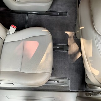 Коврики на KIA Carnival III 9 мест и 11 мест 2014 - 2021 в Кирове Коврики на KIA Carnival III 9 мест и 11 мест 2014 - 2021 в Кирове