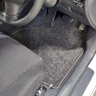 Коврики на Toyota Caldina (T24) 2002 - 2007 в Кирове
