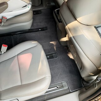 Коврики на KIA Carnival III 9 мест и 11 мест 2014 - 2021 в Кирове Коврики на KIA Carnival III 9 мест и 11 мест 2014 - 2021 в Кирове