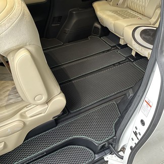 Коврики на Toyota Vellfire (H30) 2015 - 2023 в Кирове