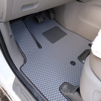 EVA коврики на KIA Carnival III 7 мест 2014 - 2021 в Кирове EVA коврики на KIA Carnival III 7 мест 2014 - 2021 в Кирове