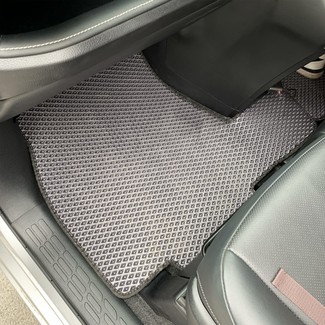 Коврики на Toyota Voxy (R80) 2014 - 2021 в Кирове