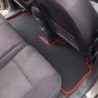 Коврики на Chevrolet Captiva 2006 - 2016 в Кирове